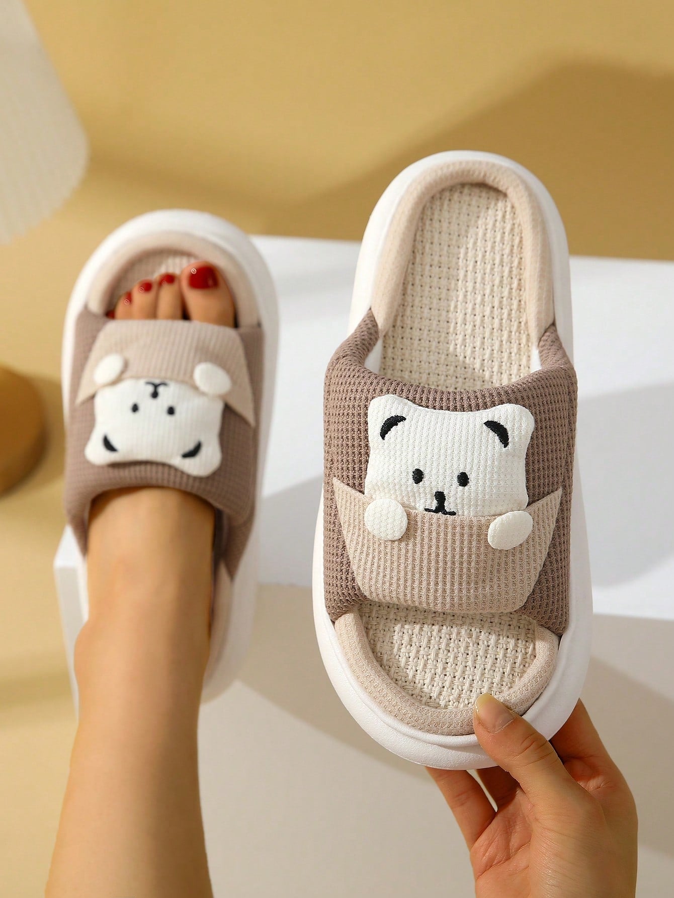Women Cartoon Bear Decor Home Slippers, Preppy Fabric Novelty Slippers Coffee Brown