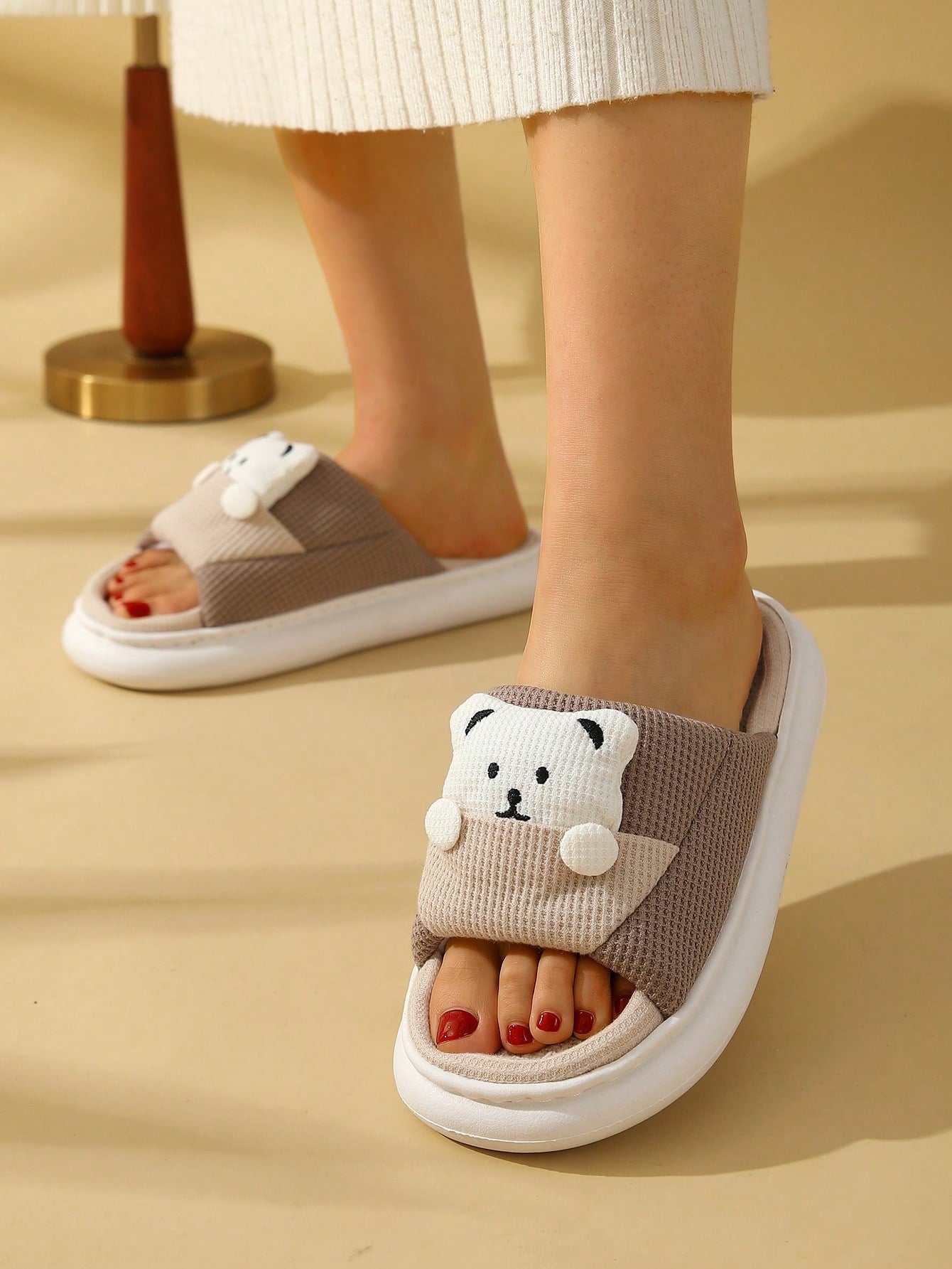Women Cartoon Bear Decor Home Slippers, Preppy Fabric Novelty Slippers Coffee Brown
