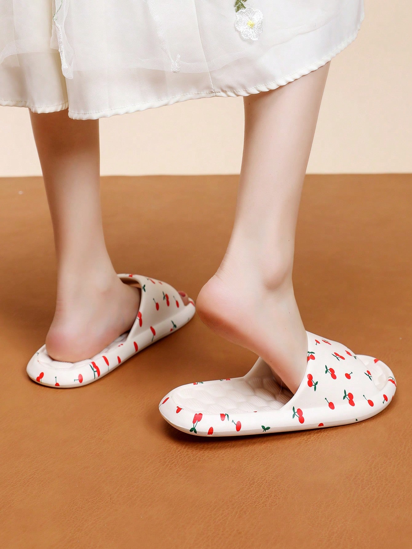 Women'S Eva Slipper Soft Bottom, Non-Slip Indoor And Outdoor Bathroom Printed Sandals, Summer House Slipper White