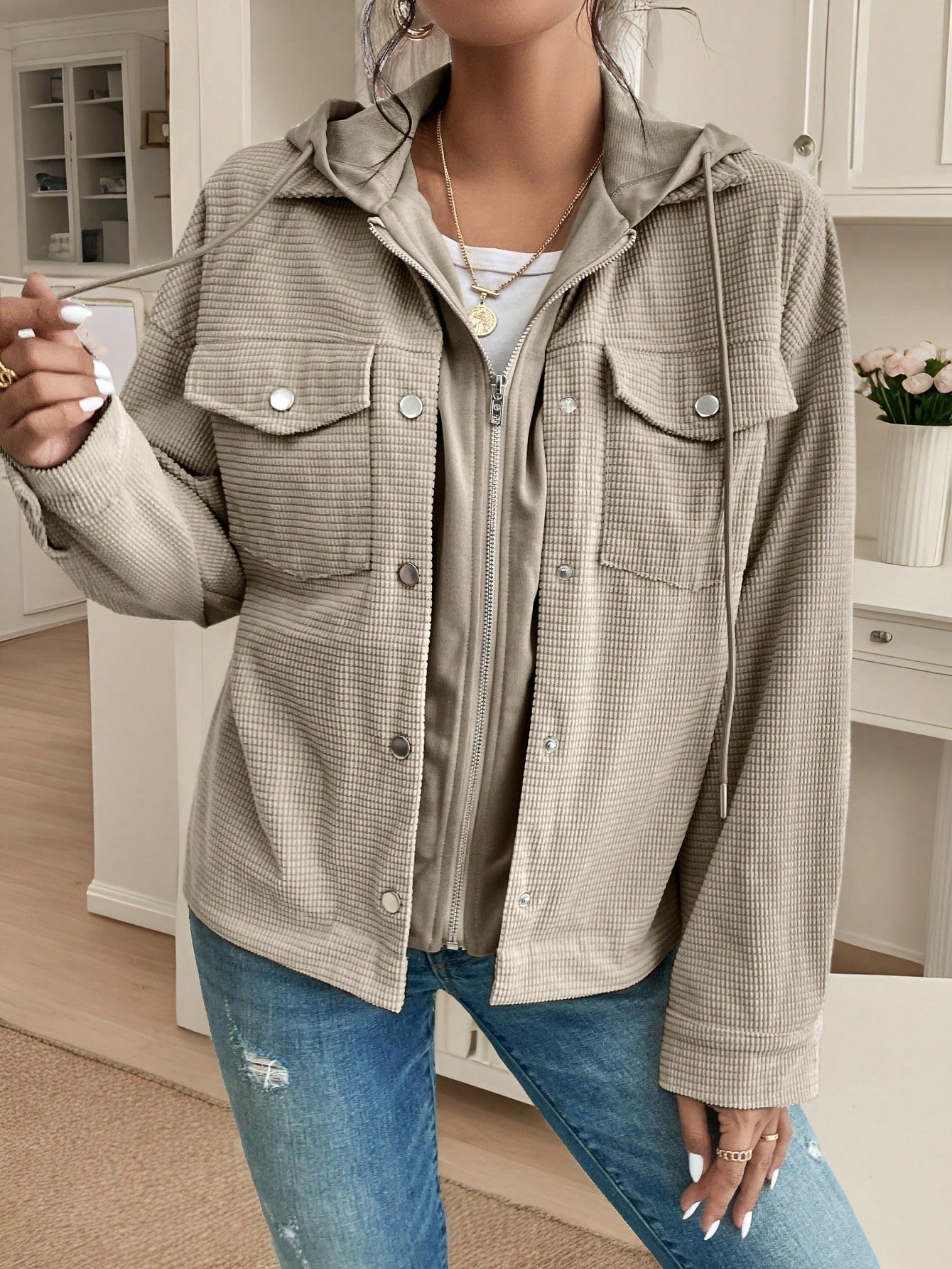 SHEIN Frenchy Women's Fall Drop Shoulder Hooded 2 In 1 Corduroy Jacket,Heated Jacket,Thermal,Women Costumes,Fall,Commute,Minimalist,Office,Old Money,Thanksgiving,Button Light Grey