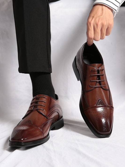 Men's Formal Brogue Carved PU Leather Shoes For Business Office, Saturday Night, Banquet, Wedding Party, Groom, Large Size, European And American Style Brown