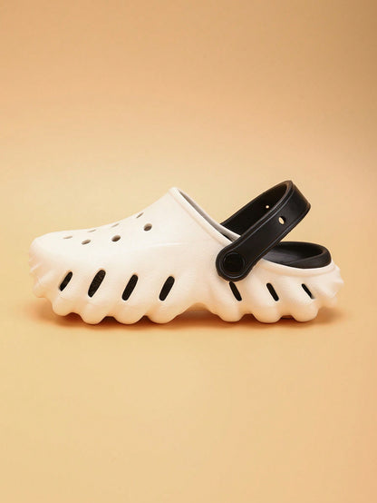 Kids Hollow Shoes Lightweight Anti-Slip Soft Bottom Teens Home Slippers Unisex Simple Beach Slides For Summer Black and White