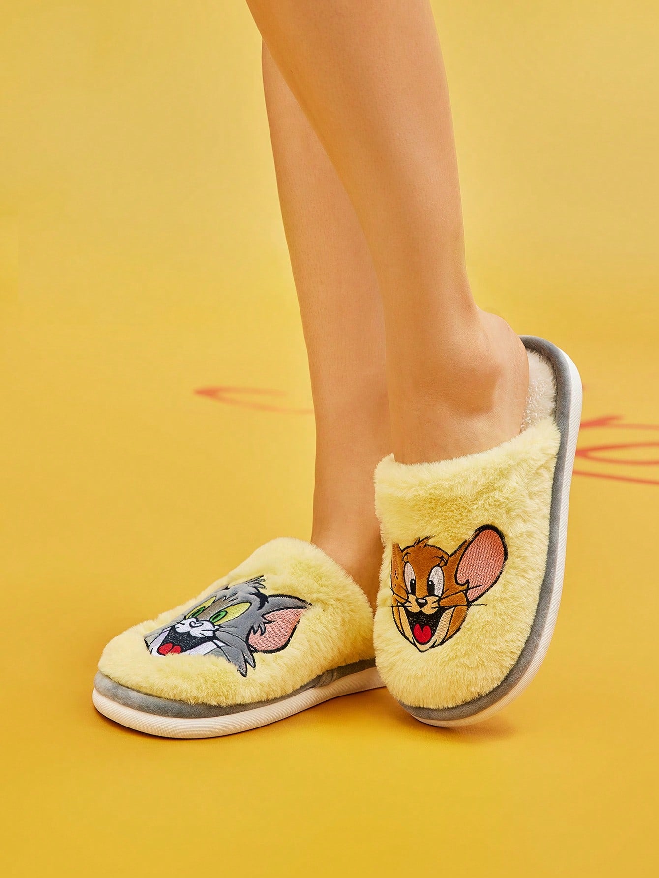 TOM & JERRY X SHEIN Cartoon Embroidered Plush Ladies' House Slippers, For New Year Holiday, Spring Shoes Spring Break Easter Yellow