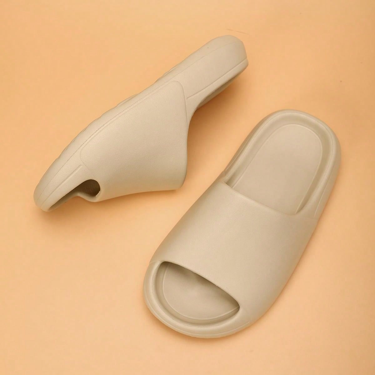 Kids Foam Slippers, Lightweight Non-Slip Soft Bottom, Middle/Big Kids, Casual, Quick-Drying, Minimalist Strap, Beige Color, Unisex Beach Sandals Beige