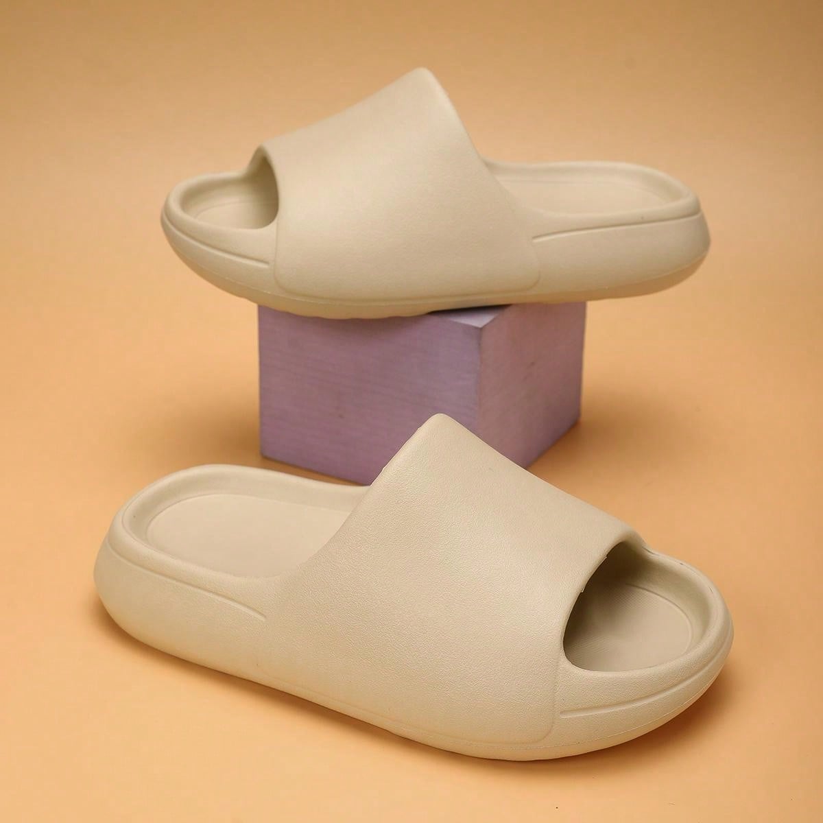 Kids Foam Slippers, Lightweight Non-Slip Soft Bottom, Middle/Big Kids, Casual, Quick-Drying, Minimalist Strap, Beige Color, Unisex Beach Sandals Beige